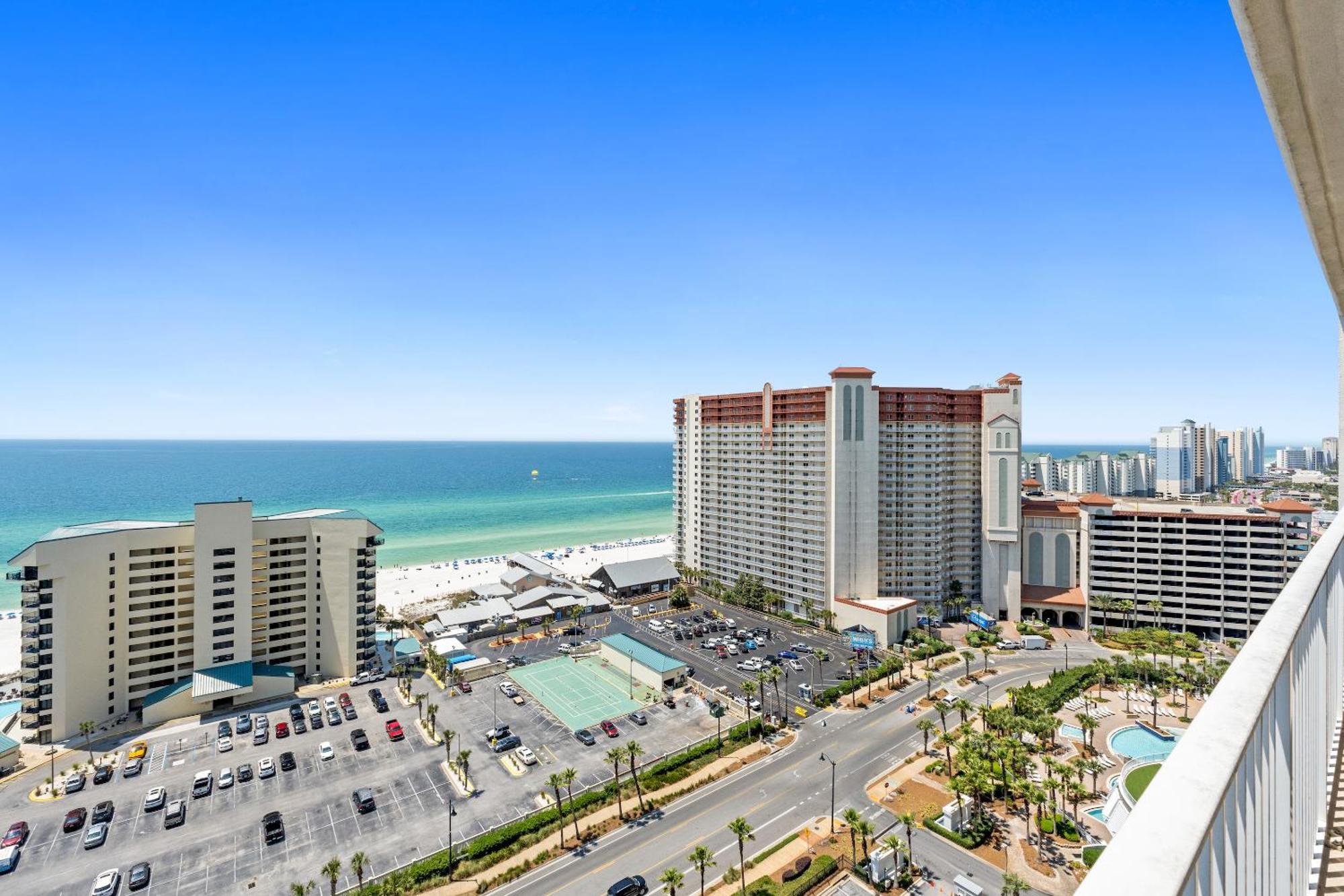 Laketown Wharf By Panhandle Getaways *